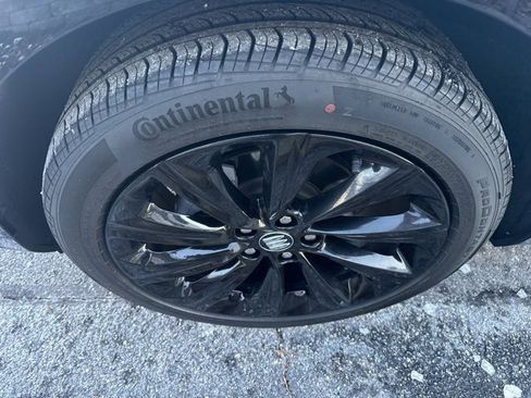 Used 2024 Buick Envista Sport Touring w/ Convenience I Package image 5