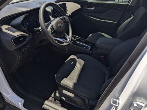 Used 2019 Hyundai Santa Fe SE FWD image 9