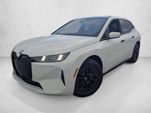 New 2026 BMW iX xDrive60 image 1