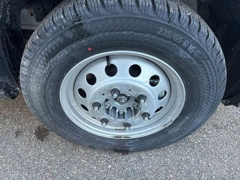 New 2026 Ford Transit 250 148 Medium Roof Extended AWD w/ Load Area Protection Package image 13