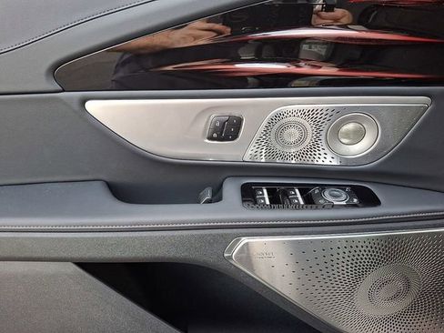 New 2026 Lincoln Nautilus Reserve AWD/4WD image 10