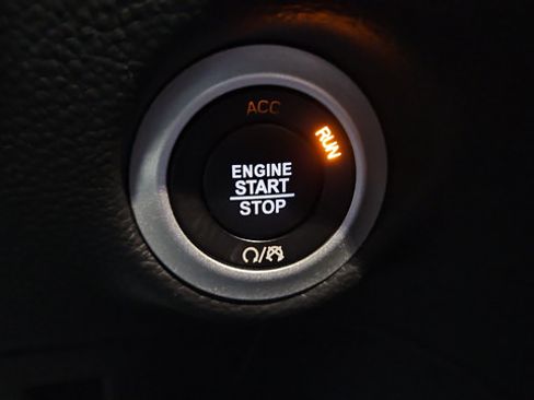 Used 2022 Chrysler Pacifica Touring-L w/ S Appearance Package FWD image 23