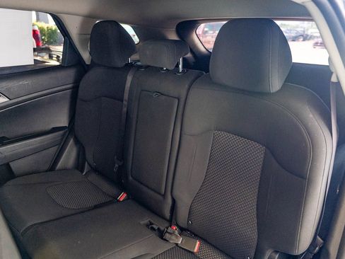 Used 2023 Kia Sportage LX AWD/4WD image 17