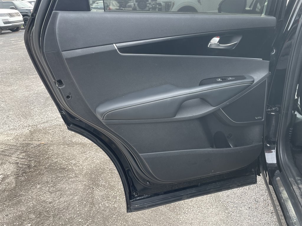 Used 2017 Kia Sorento SX FWD image 33