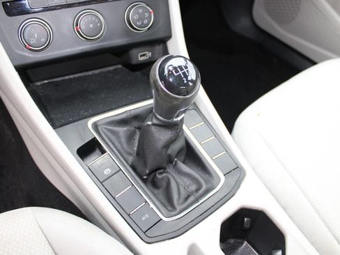 Used 2019 Volkswagen Jetta S w/ Driver Assistance Package image 17