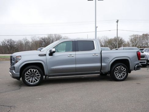 Used 2023 GMC Sierra 1500 Denali Ultimate image 4