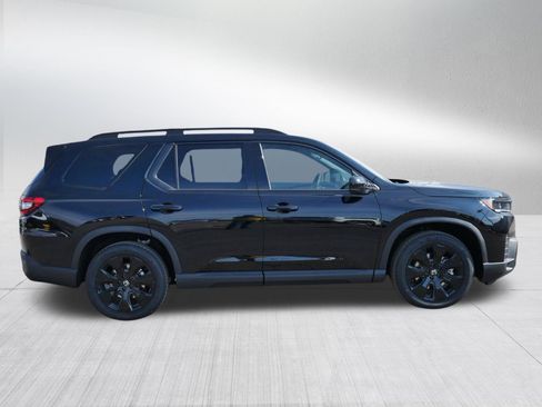 New 2026 Honda Pilot Black Edition image 8