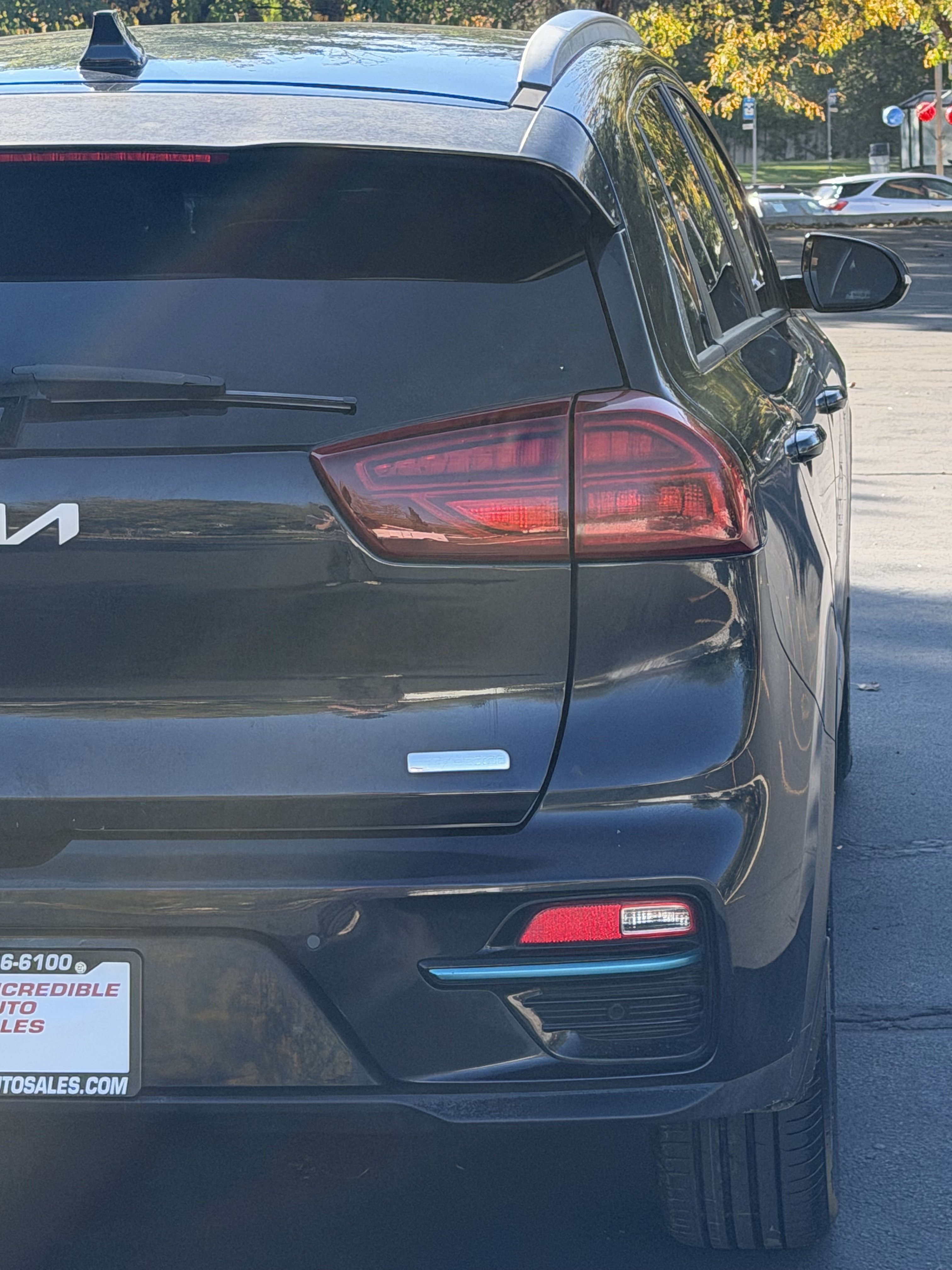 Used 2022 Kia Niro EX Premium FWD image 13