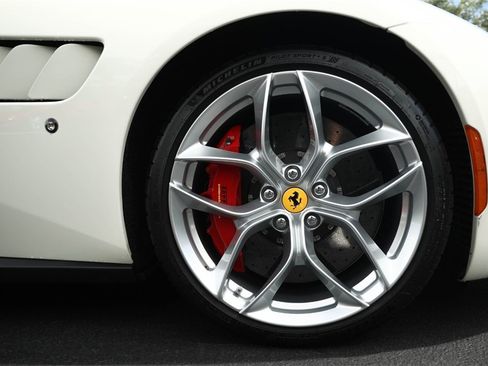 Certified 2018 Ferrari GTC4Lusso T image 13