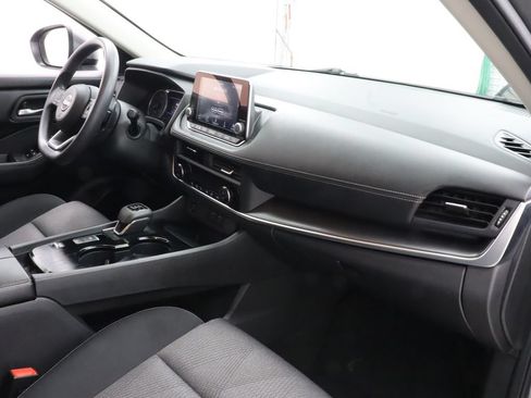 Used 2024 Nissan Rogue SV FWD image 26