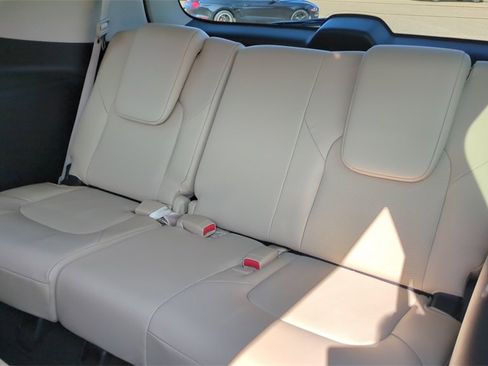 Used 2017 Nissan Armada SL image 15