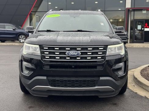 Used 2017 Ford Explorer Limited image 6