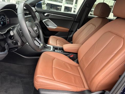 Used 2022 Audi Q3 2.0T Premium w/ Convenience Package AWD/4WD image 10
