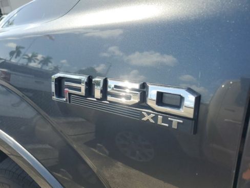 Used 2019 Ford F150 XLT w/ Equipment Group 302A Luxury AWD/4WD image 4