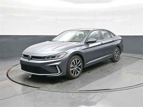 New 2026 Volkswagen Jetta SE image 3