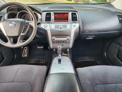 Used 2014 Nissan Murano S image 25