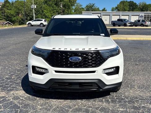 Used 2022 Ford Explorer ST-Line w/ Class IV Trailer Tow Package AWD/4WD image 2