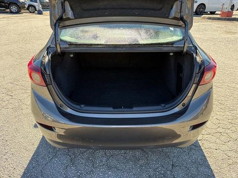 Used 2014 MAZDA MAZDA3 i Touring image 23