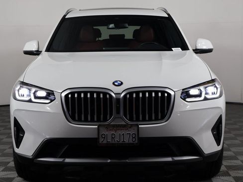 Used 2024 BMW X3 sDrive30i w/ Convenience Package RWD image 2
