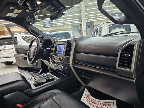 Used 2020 Ford Expedition Max XLT w/ Equipment Group 202A image 22