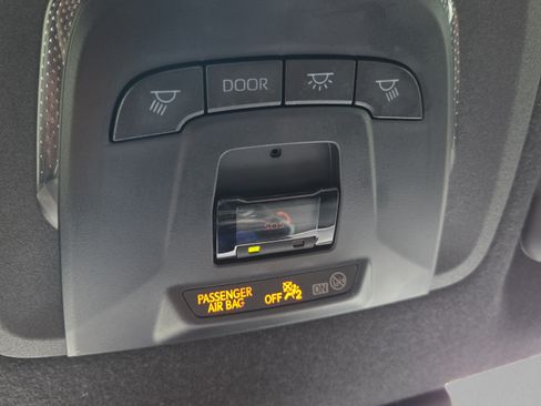 Used 2024 Toyota Corolla Cross AWD Hybrid image 26