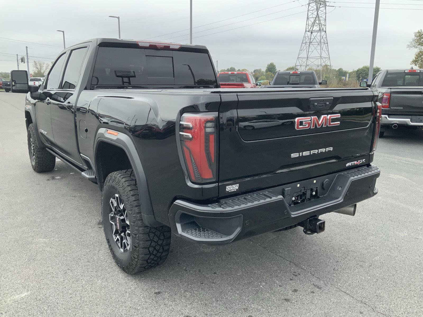 Used 2026 GMC Sierra 2500 AT4X AWD/4WD image 8