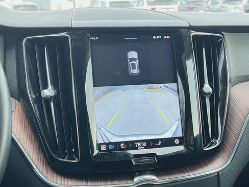 Used 2023 Volvo XC60 B5 Plus w/ Climate Package image 19