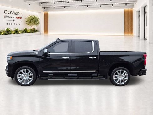 Used 2024 Chevrolet Silverado 1500 High Country w/ High Country Premium Package RWD image 9
