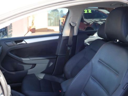 Used 2012 Volkswagen Jetta TDI w/ TDI Appearance Pkg image 15