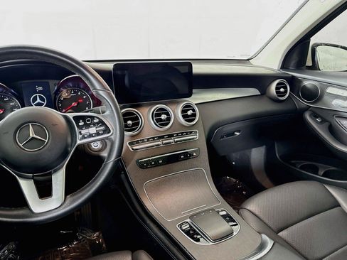 Used 2021 Mercedes-Benz GLC 300 image 32