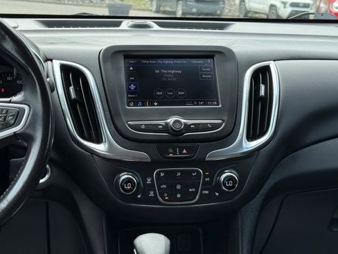 Used 2022 Chevrolet Equinox LT image 14