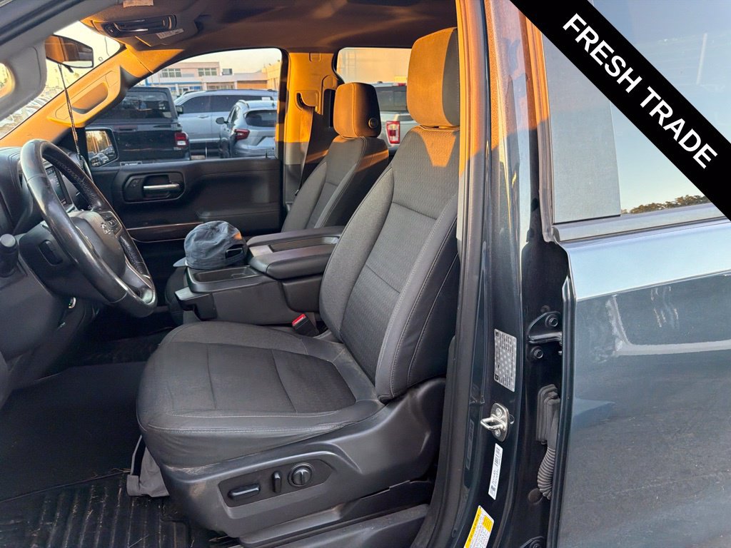Used 2019 Chevrolet Silverado 1500 RST w/ All-Star Edition AWD/4WD image 9