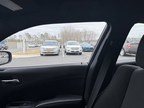 Used 2014 Dodge Charger R/T w/ Wheels & Tunes Group image 17