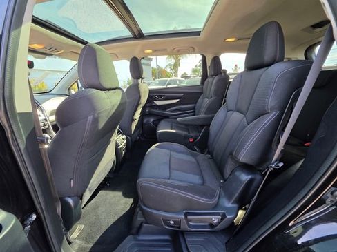 Used 2020 Subaru Ascent Premium w/ Sport Package image 17