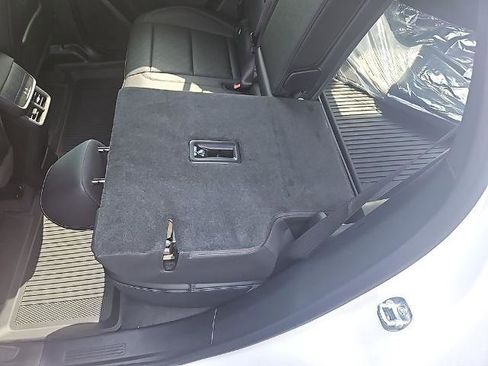 New 2026 Chevrolet Equinox LT w/ Convenience Package II image 22