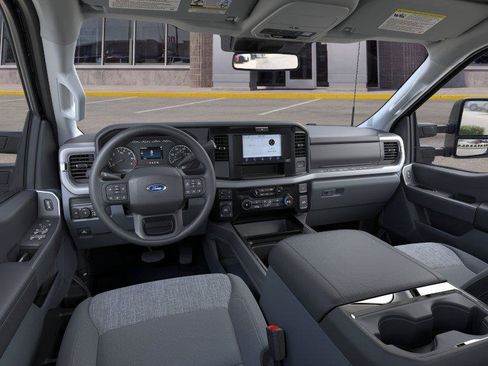 New 2026 Ford F350 XLT w/ 360-Degree Camera Package AWD/4WD image 9