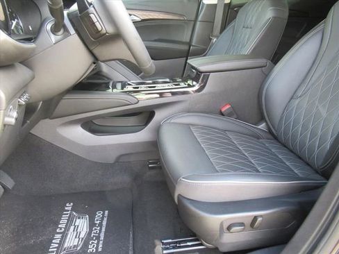 Used 2023 Buick Envision Avenir image 15