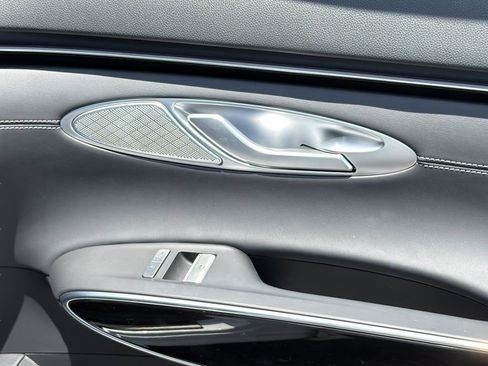 Certified 2026 Genesis GV70 2.5T AWD/4WD image 38