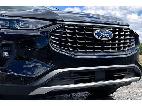 Used 2025 Ford Escape SE w/ PHEV Premium Package FWD image 31