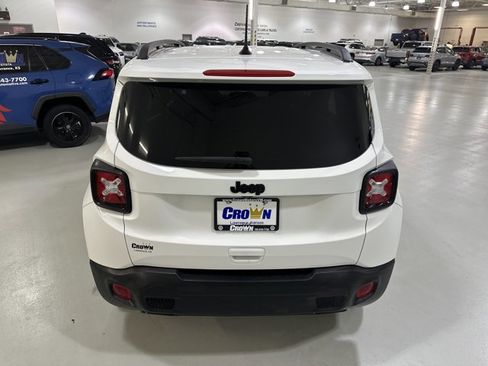 Used 2020 Jeep Renegade Altitude image 8