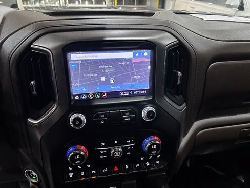 Used 2021 GMC Sierra 3500 Denali w/ Denali Ultimate Package AWD/4WD image 29