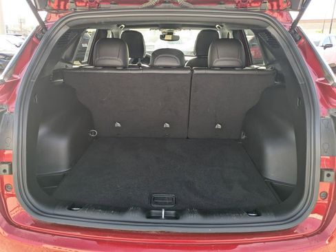 Used 2025 Jeep Compass Limited image 28