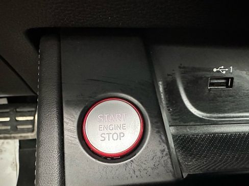 Used 2021 Audi S4 Premium Plus w/ Premium Plus Package image 25