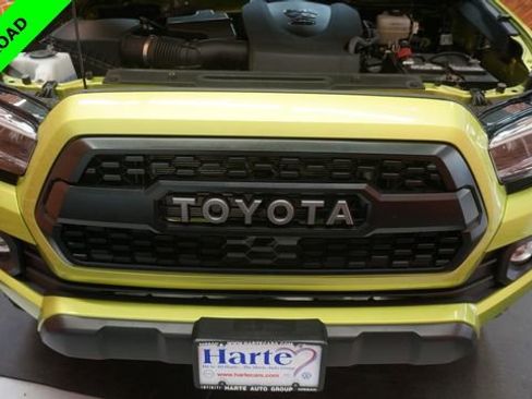 Used 2023 Toyota Tacoma TRD Off-Road w/ Technology Package AWD/4WD image 70