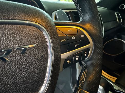 Used 2018 Jeep Grand Cherokee SRT AWD/4WD image 30