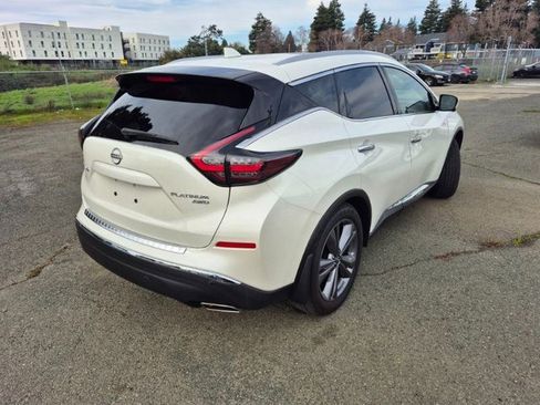 Used 2024 Nissan Murano Platinum w/ Cargo Package image 2