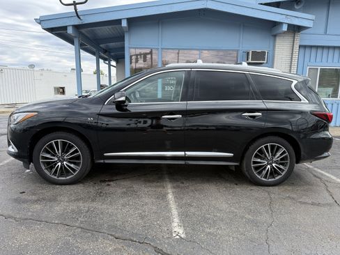 Used 2016 INFINITI QX60 Luxe w/ Deluxe Technology Package AWD/4WD image 2