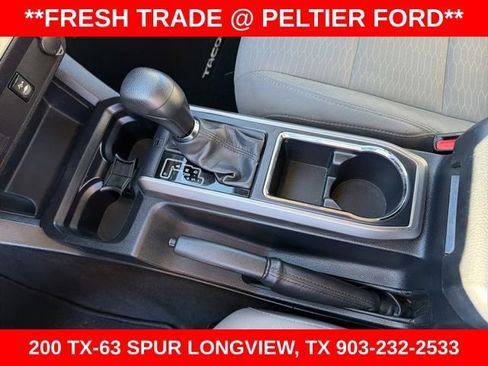 Used 2017 Toyota Tacoma SR5 w/ Tow Package image 51