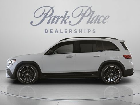 Certified 2023 Mercedes-Benz GLB 250 image 7