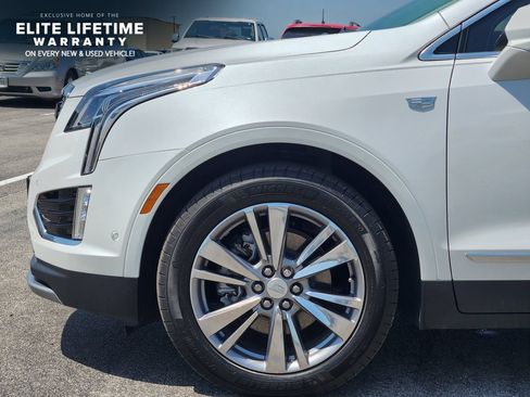 Used 2026 Cadillac XT5 Premium Luxury w/ Driver Assist Package FWD image 7